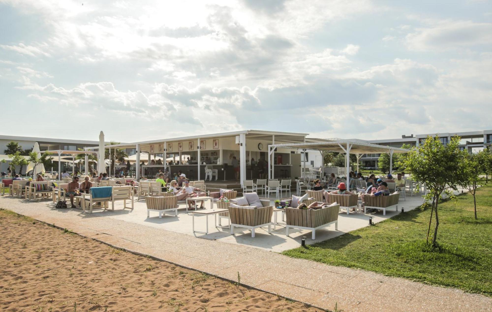 Neilson Messini Activity Beach Club Hotel Каламата Екстериор снимка