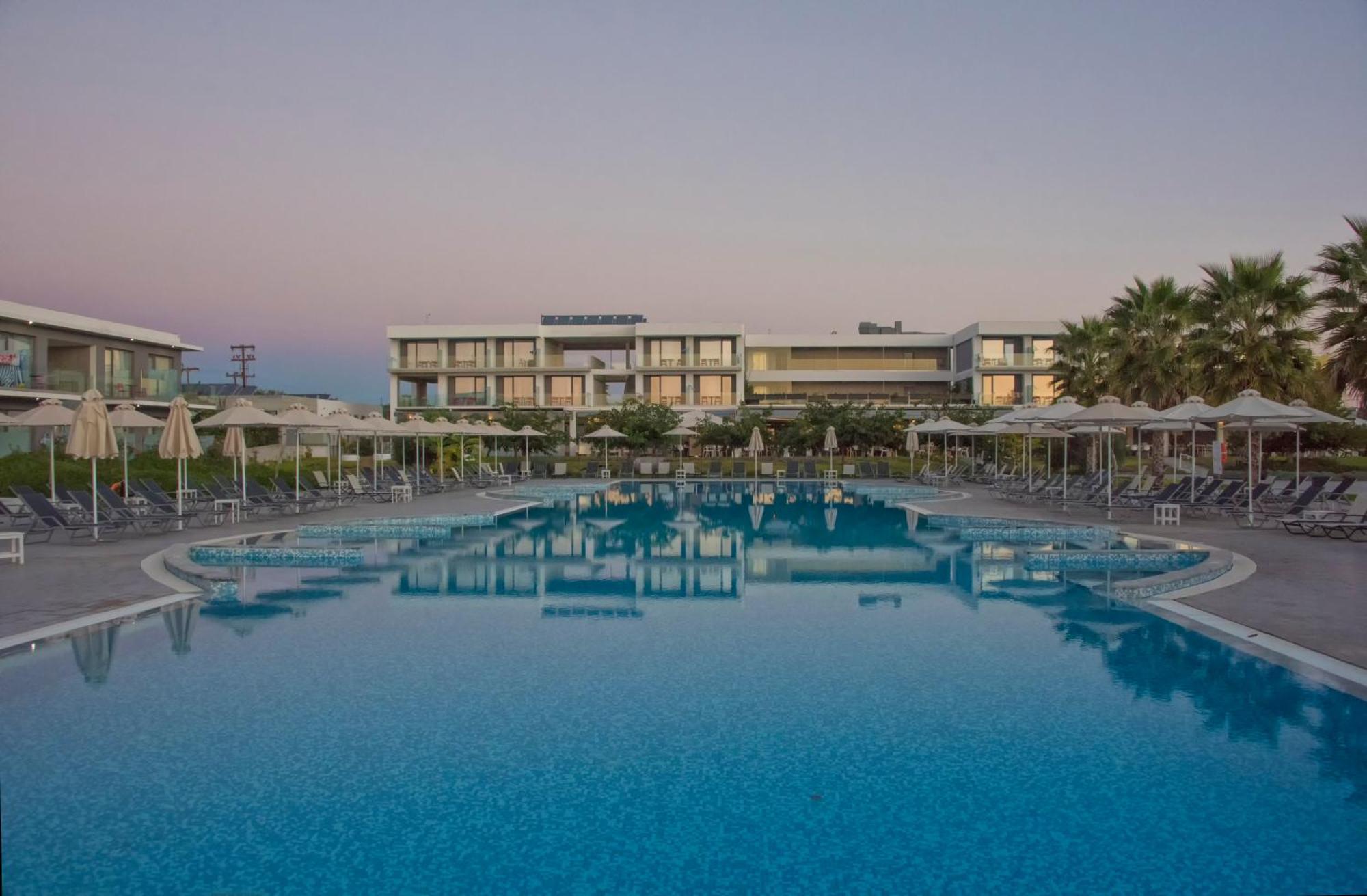 Neilson Messini Activity Beach Club Hotel Каламата Екстериор снимка