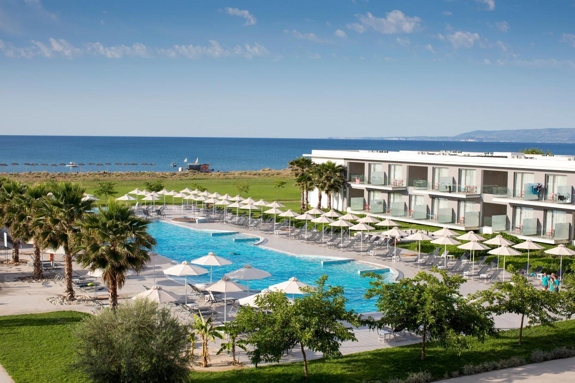 Neilson Messini Activity Beach Club Hotel Каламата Екстериор снимка