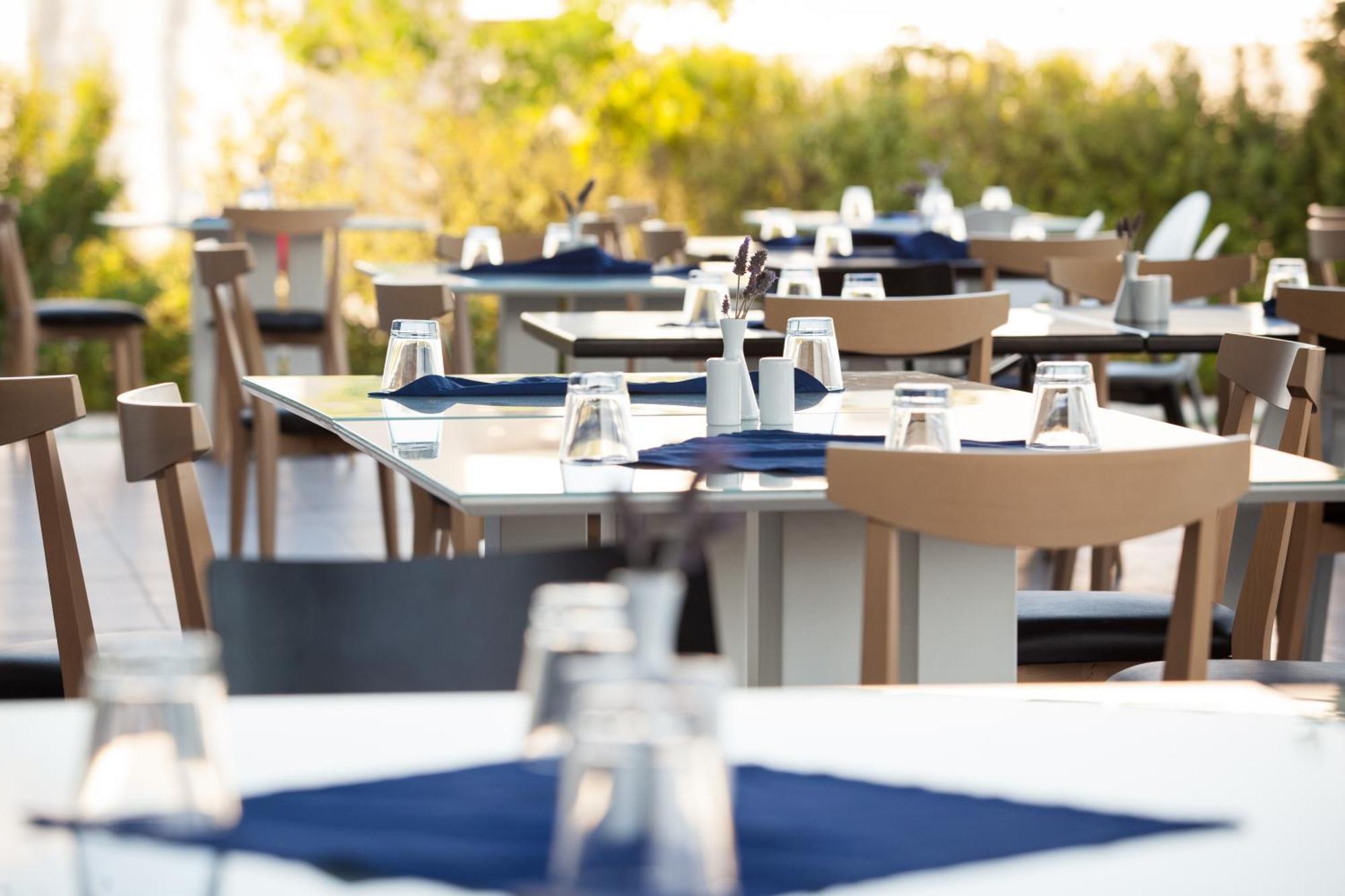 Neilson Messini Activity Beach Club Hotel Каламата Екстериор снимка